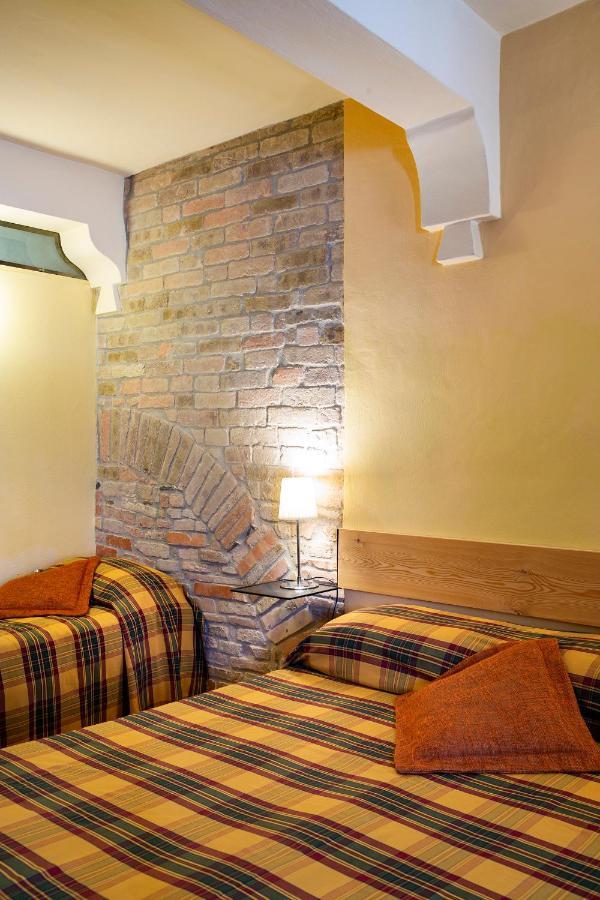 B&B Al Ducale And Apartments Парма Екстериор снимка