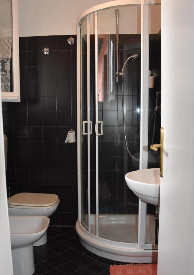 B&B Al Ducale And Apartments Парма Екстериор снимка